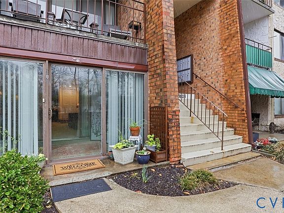 2nd image of 1513 Regency Woods Rd APT 101