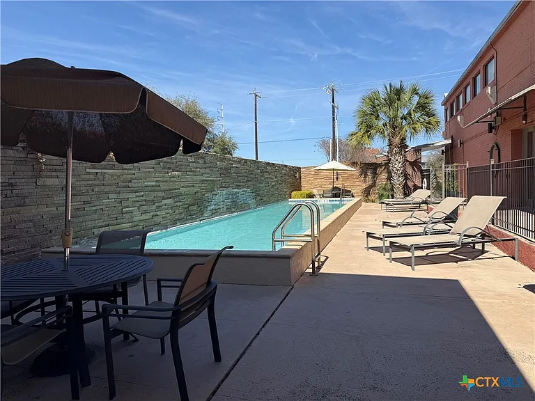 1401 S Flores St #305 — Photo 7