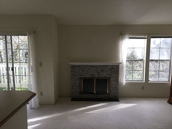 2nd image of 7602 Concord Ln NE Ste C203