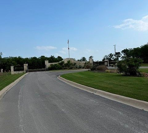 4th image of 53 Waterfront Club Dr