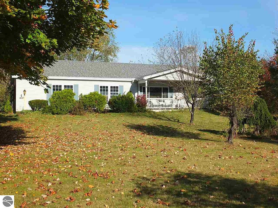 1st image of 2560 Pine Breeze Dr
