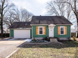 318 E Saint Joe Rd, Sellersburg, IN 47172