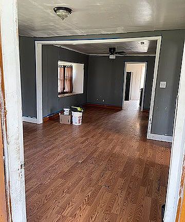 4th image of 26421 Trowbridge St