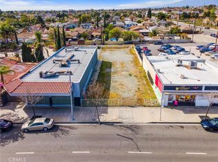 8830 Sierra Ave #18, Fontana, CA 92335