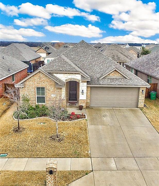 1st image of 11921 Bexley Dr