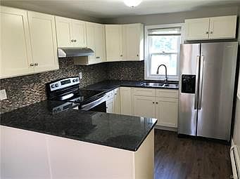 2nd image of 136 Washington Blvd