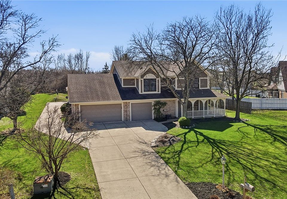 1st image of 392 Copper Beech Ct