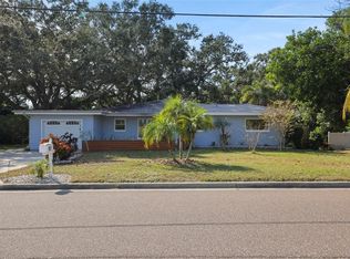 951 Greenway Ave, Dunedin, FL 34698