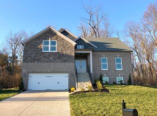 210 Kilcott Ct, Louisville, KY 40245