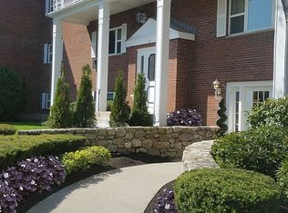 43 Sheridan Dr #1B-1BA-847SQFT, Shrewsbury, MA 01545