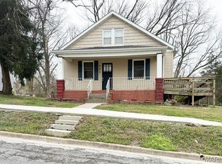 902 Spring St, Evansville, IL 62242