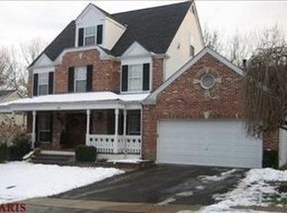 468 Mark Wesley Ln, Ballwin, MO 63021