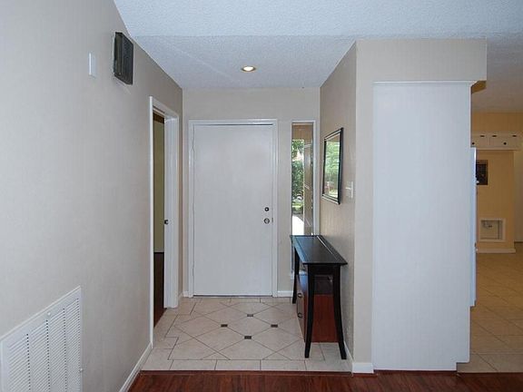 3rd image of 1822 Spruce Knob Ct