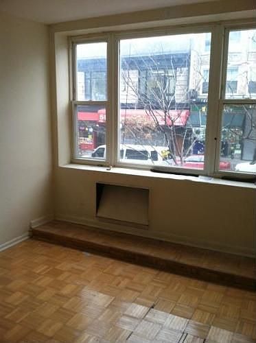 2nd image of 301 Livingston St