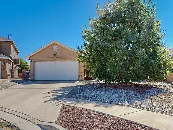3rd image of 2038 Hermosa Ct NW