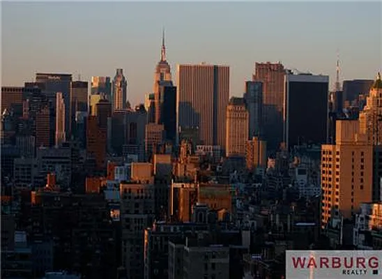 Sold by Warburg | media 34