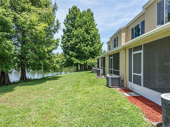 4th image of 12356 Berkeley Square Dr