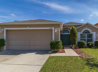 1303 Dragon Head Dr, Valrico, FL 33594