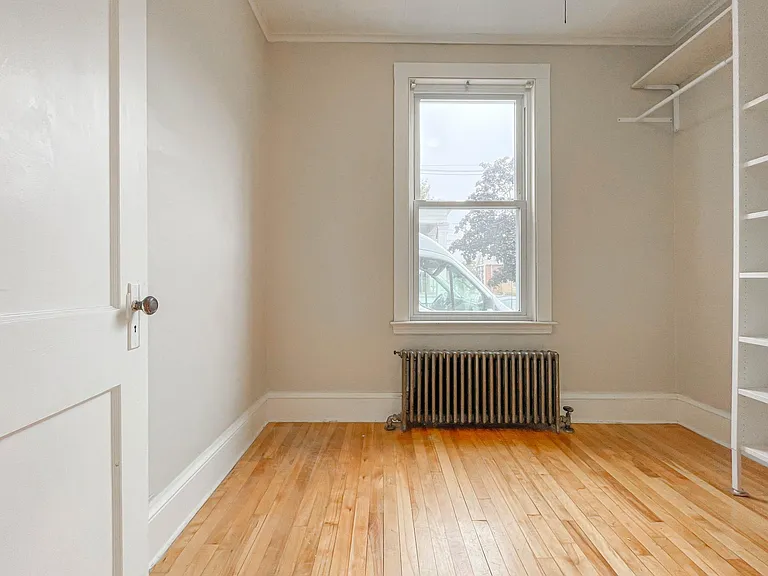 91 Saint Lawrence St #1 — Photo 37