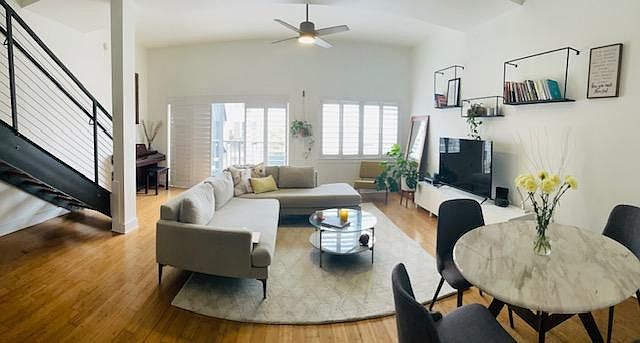 1st image of 1010 Central Ave