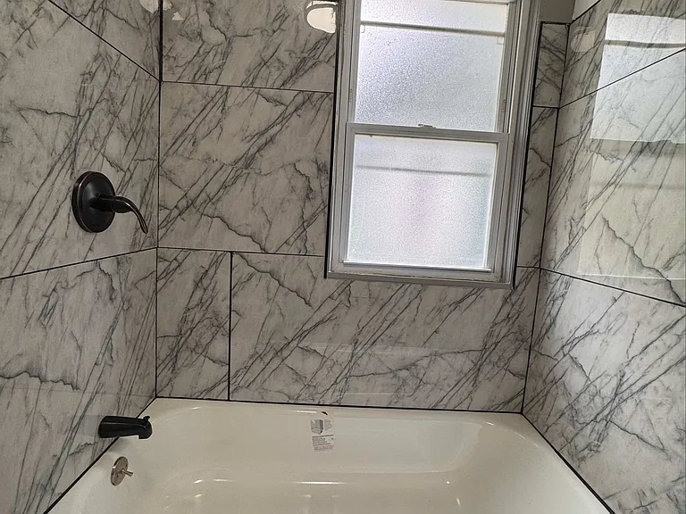 13500 Eaglesmere Ave — Photo 11