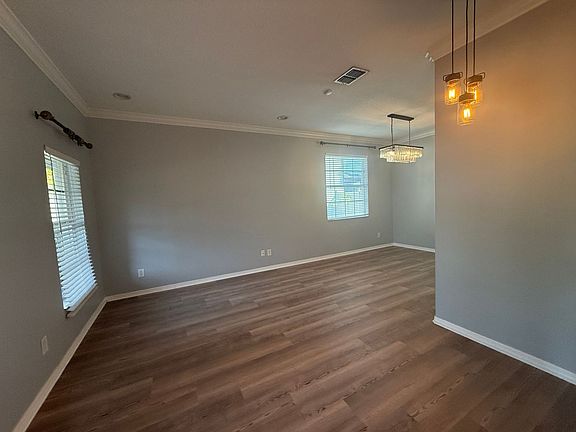4th image of 3004 Downan Point Dr