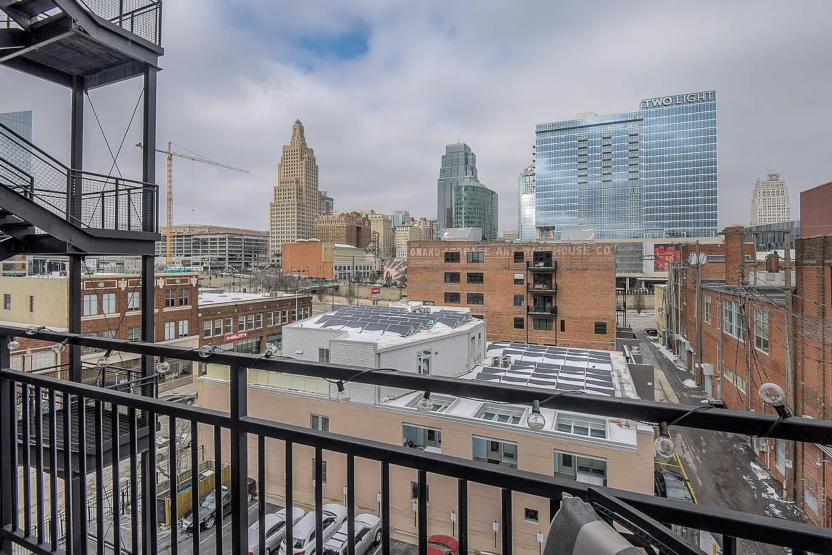 1 bed, 790 sqft, $1,750 — Photo 1