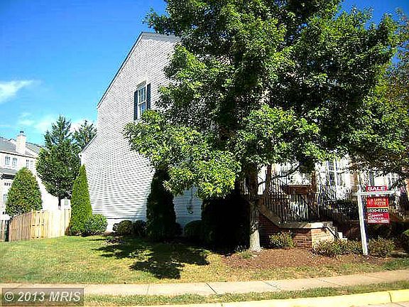 3rd image of 14301 Stonewater Ct