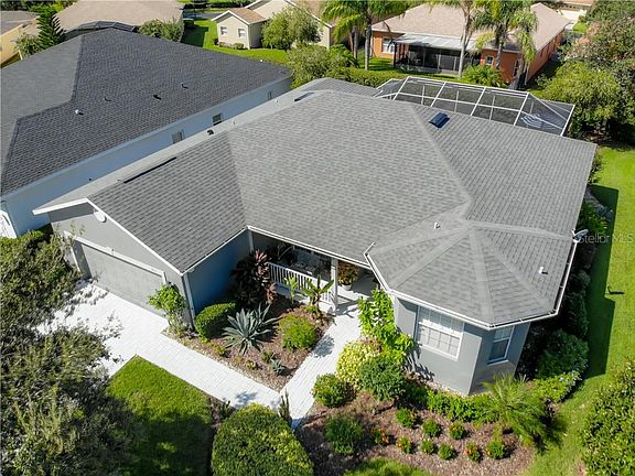 4th image of 251 Rock Springs Dr