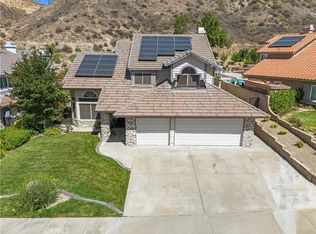 28777 Kathleen Ave, Saugus, CA 91390