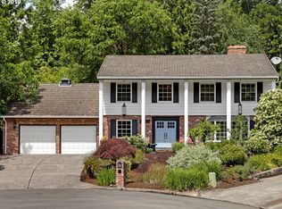 6915 SW Preslynn Dr, Portland, OR 97225