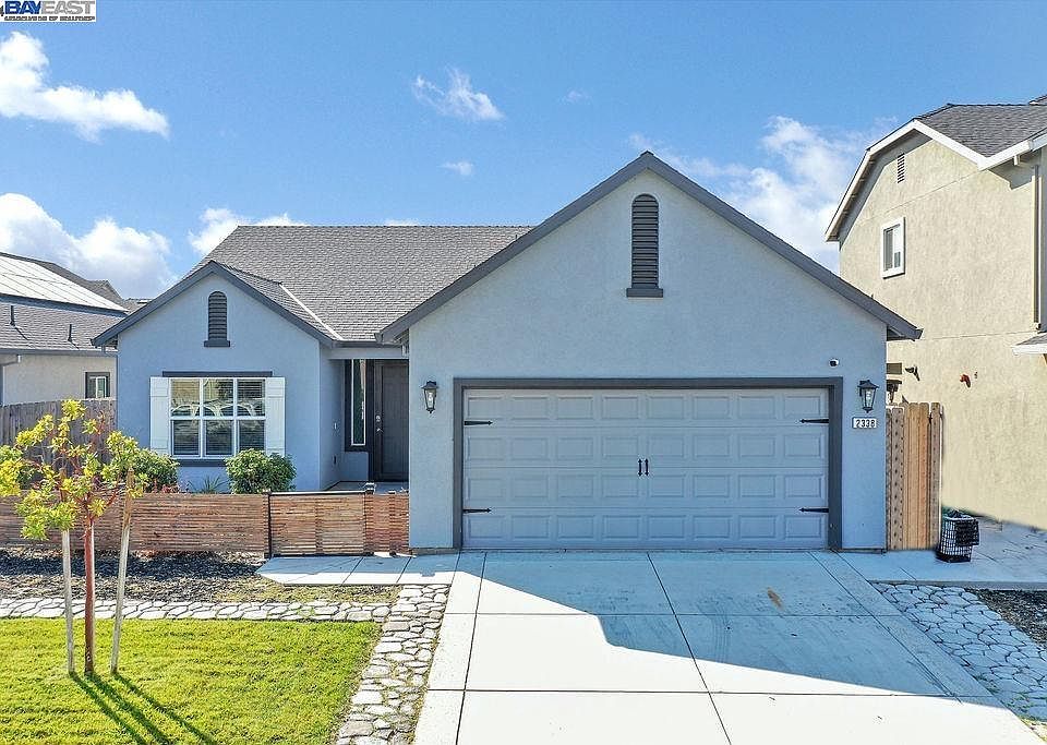 1st image of 2338 Starboard Ln