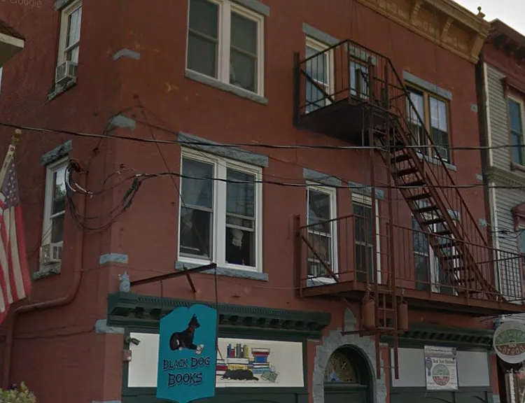 188 Spring St — Photo 1