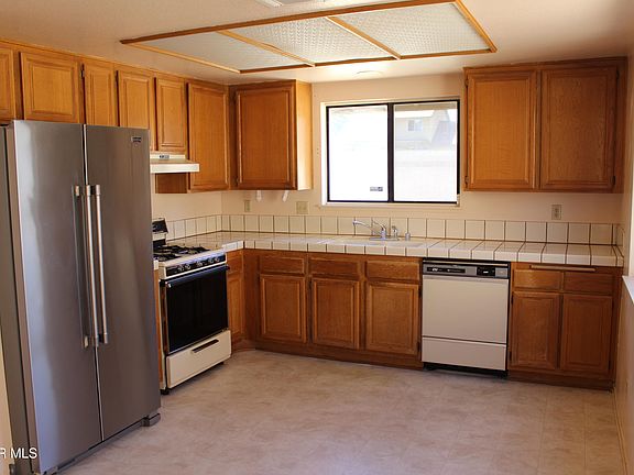 2nd image of 5012 Pacifica Ave