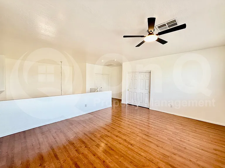 9940 E Medina Ave — Photo 10