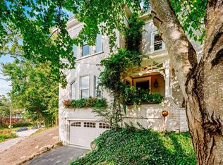 3214 Close Ct, Cincinnati, OH 45208