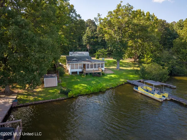 1385 Snow Lake Dr, Ashland, MS 38603