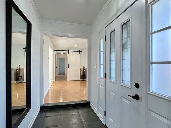 5th image of 3102 Hermosa Dr