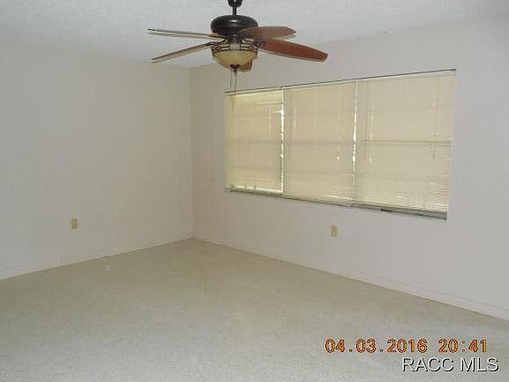 3rd image of 9900 W Hawthorne St