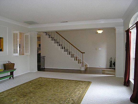 4th image of 6122 Wooded Edge Ct