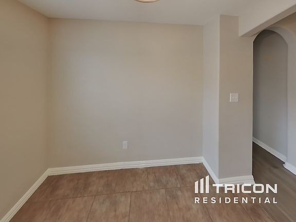 4th image of 12356 Hunters Knoll Dr