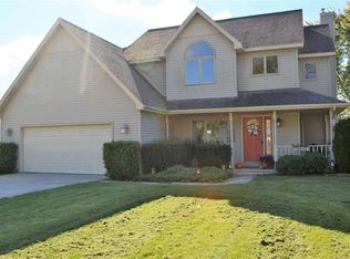 2116 McDonald Dr, Mt Pleasant, MI 48858