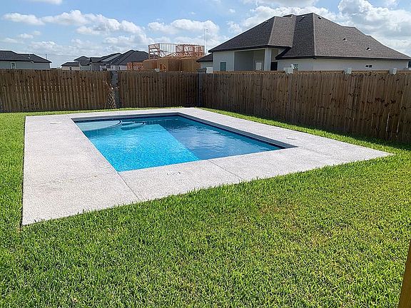 2nd image of 13808 N 36th St