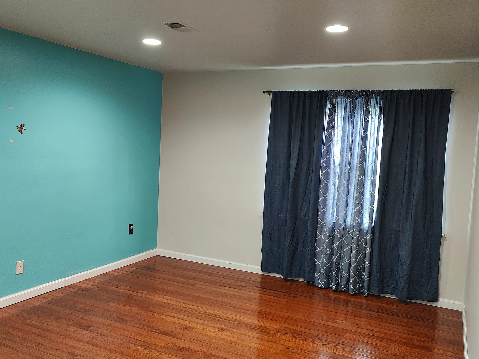 2 bed, 1100 sqft, $2,450 — Photo 1