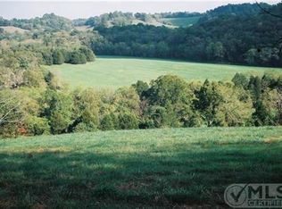 270 Young Hollow Rd, Belvidere, TN 37306
