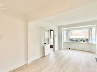 750 Vaughan Rd #1, Toronto, ON M6E 2Z2