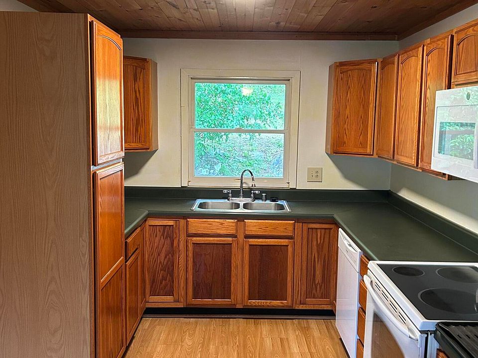 2nd image of 5872 New River Hwy