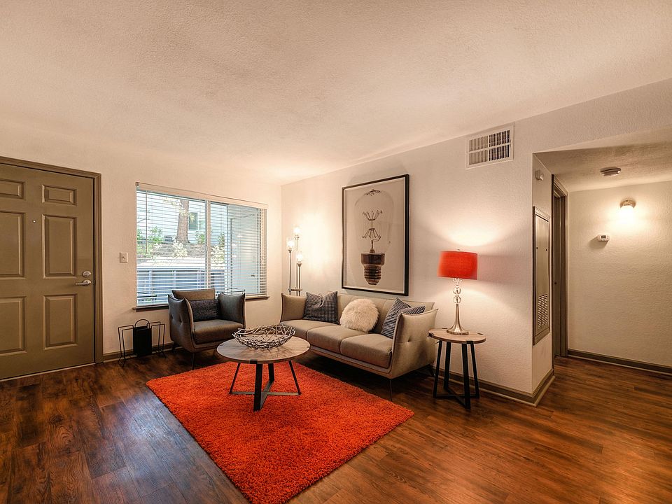 Sandpiper Living Room