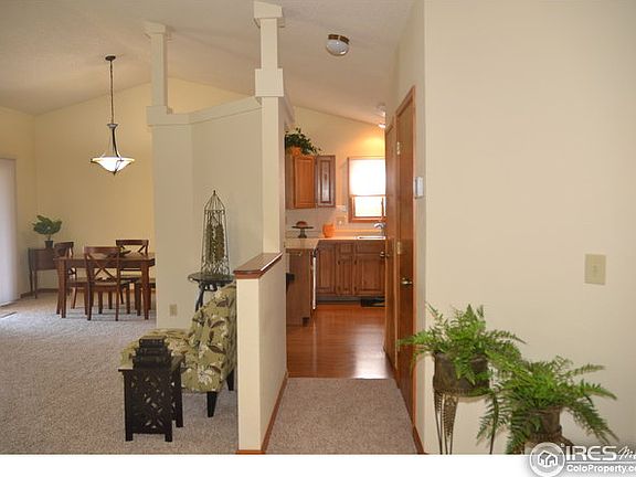 Vaulted Ceilings, NEW Carpet and Laminate