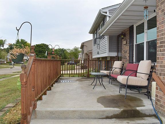 2nd image of 675 Deerfield Dr